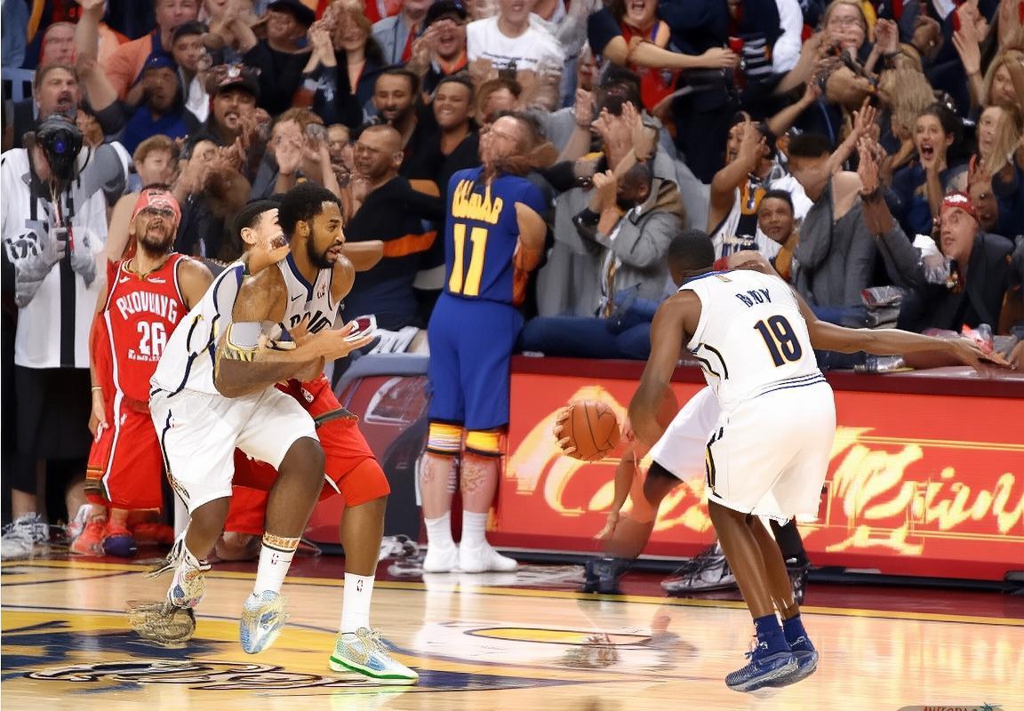 2018NBA季后赛：步行者小快攻VS骑士高位挡拆对决解析(图1)