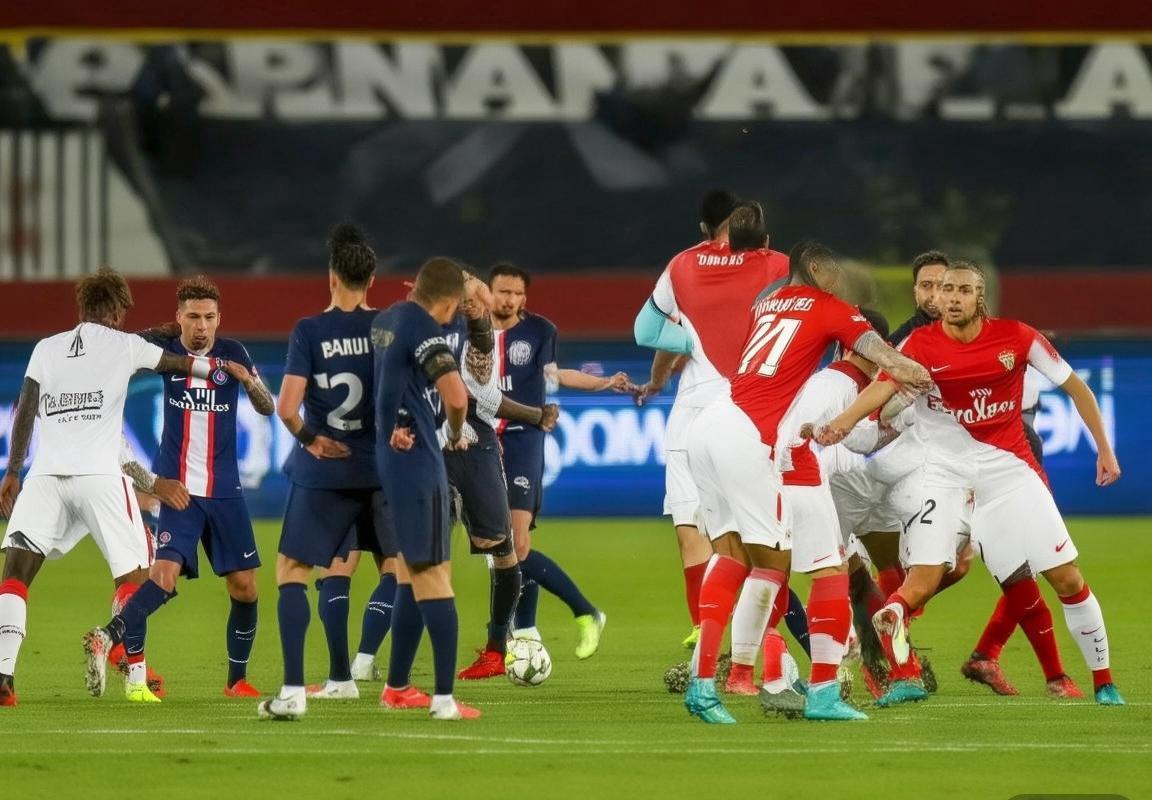 法甲巅峰对决：巴黎圣日耳曼VS摩纳哥心理战解析(图3)